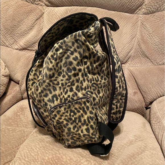 Pink backpack - Picture 3 of 4